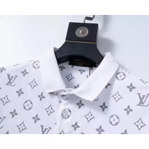 Cheap Louis Vuitton LV T-Shirts Short Sleeved For Men #1333765 Replica Wholesale [$32.00 USD] [ITEM#1333765] on Replica Louis Vuitton LV T-Shirts
