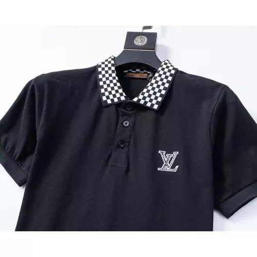 Cheap Louis Vuitton LV T-Shirts Short Sleeved For Men #1333778 Replica Wholesale [$32.00 USD] [ITEM#1333778] on Replica Louis Vuitton LV T-Shirts