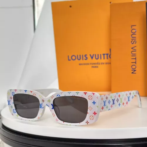 Louis Vuitton AAA Quality Sunglasses #1334350