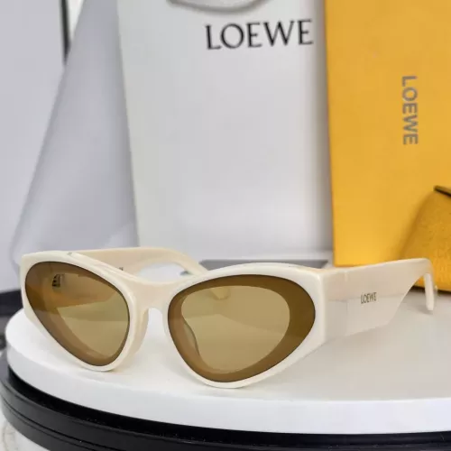 LOEWE AAA Quality Sunglasses #1334458