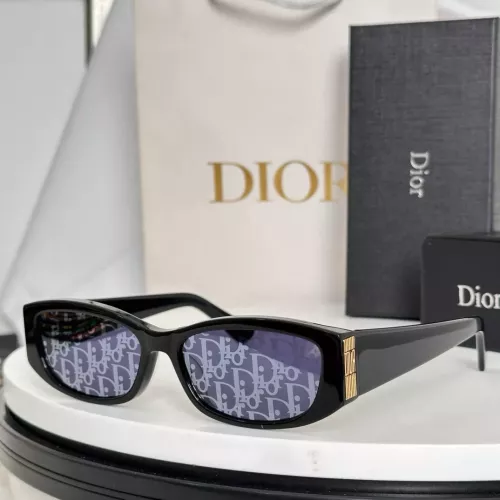 Christian Dior AAA Quality Sunglasses #1334662