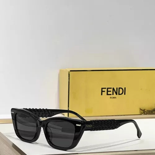 Fendi AAA Quality Sunglasses #1335138