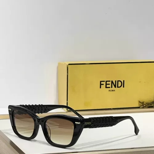 Fendi AAA Quality Sunglasses #1335142