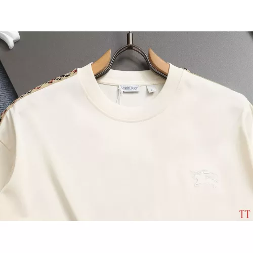 Cheap Burberry T-Shirts Short Sleeved For Unisex #1335425 Replica Wholesale [$39.00 USD] [ITEM#1335425] on Replica Burberry T-Shirts