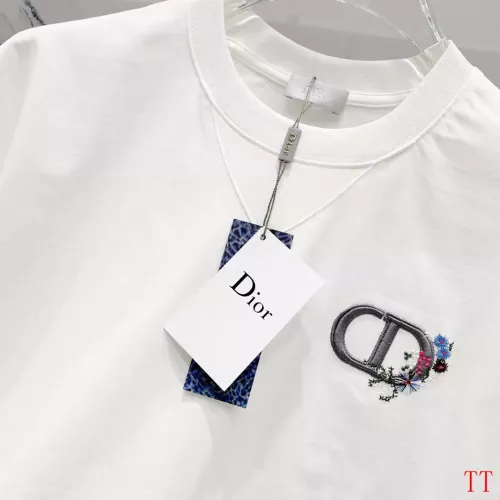 Cheap Christian Dior T-Shirts Short Sleeved For Unisex #1335436 Replica Wholesale [$42.00 USD] [ITEM#1335436] on Replica Christian Dior T-Shirts