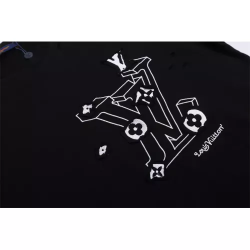 Cheap Louis Vuitton LV T-Shirts Short Sleeved For Unisex #1335798 Replica Wholesale [$39.00 USD] [ITEM#1335798] on Replica Louis Vuitton LV T-Shirts