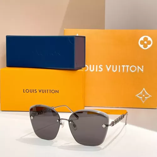Louis Vuitton AAA Quality Sunglasses #1335995
