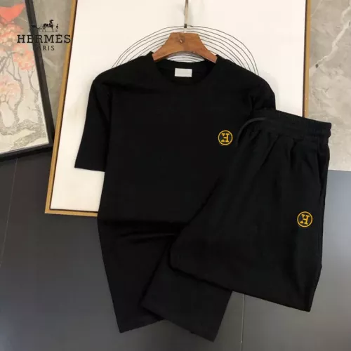 Hermes Tracksuits Short Sleeved For Men #1336147
