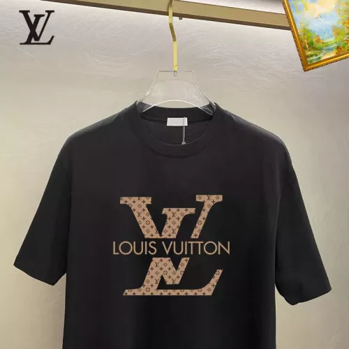 Cheap Louis Vuitton LV T-Shirts Short Sleeved For Unisex #1336273 Replica Wholesale [$25.00 USD] [ITEM#1336273] on Replica Louis Vuitton LV T-Shirts