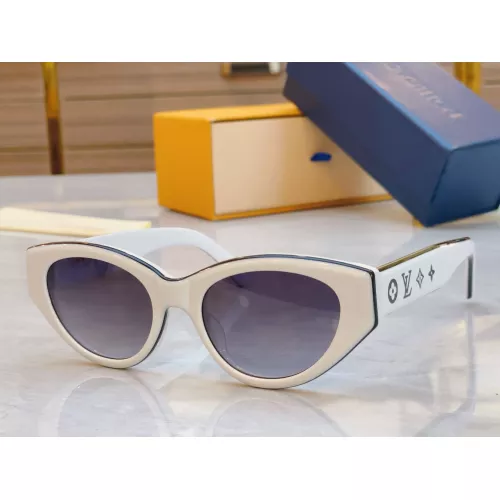 Louis Vuitton AAA Quality Sunglasses #1336279
