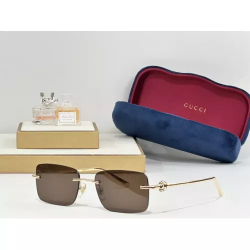 Gucci AAA Quality Sunglasses #1336429