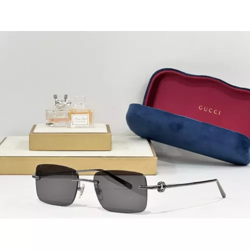 Gucci AAA Quality Sunglasses #1336431