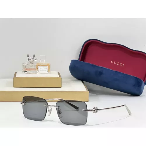 Gucci AAA Quality Sunglasses #1336433