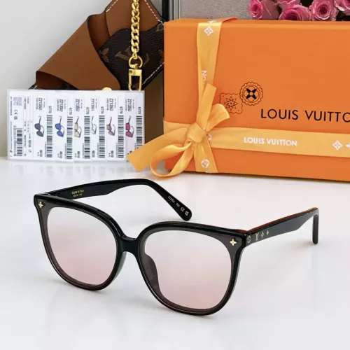 Louis Vuitton AAA Quality Sunglasses #1336622