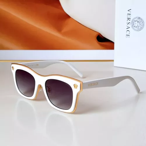 Versace AAA Quality Sunglasses #1336882