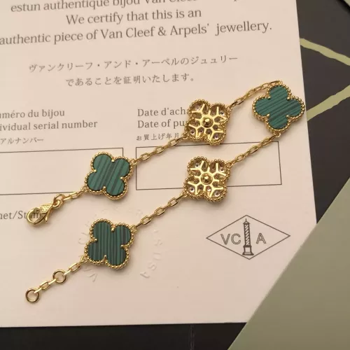 Cheap Van Cleef &amp; Arpels Bracelets For Women #1336952 Replica Wholesale [$36.00 USD] [ITEM#1336952] on Replica Van Cleef &amp; Arpels Bracelets