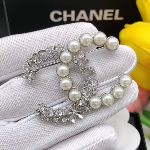 Cheap Chanel Brooches For Women #1337057 Replica Wholesale [$32.00 USD] [ITEM#1337057] on Replica Chanel Brooches