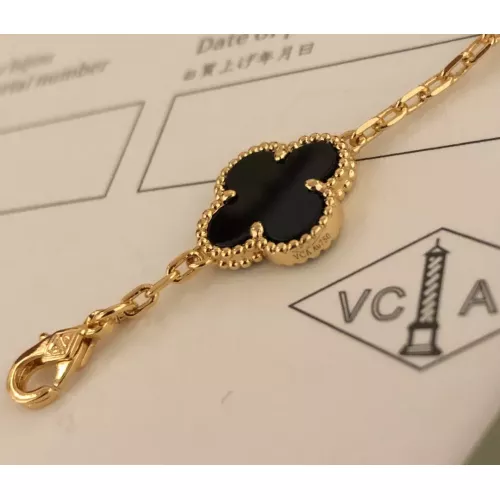 Cheap Van Cleef &amp; Arpels Bracelets For Women #1337061 Replica Wholesale [$36.00 USD] [ITEM#1337061] on Replica Van Cleef &amp; Arpels Bracelets