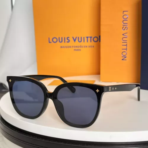 Louis Vuitton AAA Quality Sunglasses #1337124