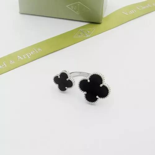 Van Cleef & Arpels Rings For Women #1337182