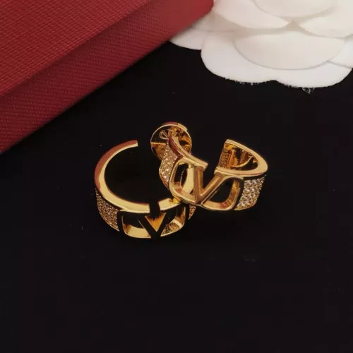 Cheap Valentino Earrings For Women #1337194 Replica Wholesale [$29.00 USD] [ITEM#1337194] on Replica Valentino Earrings