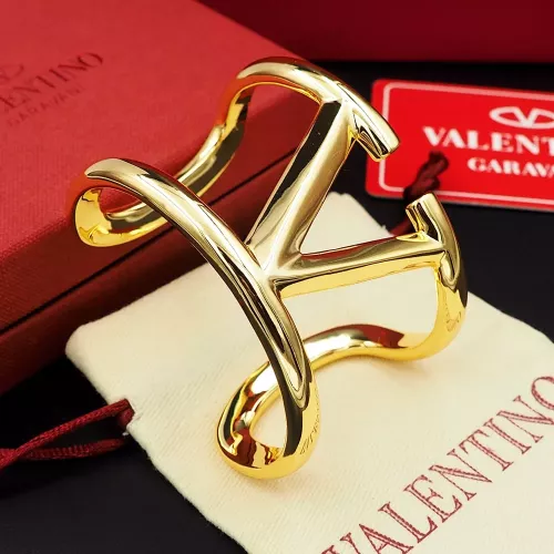 Cheap Valentino Bracelets #1337200 Replica Wholesale [$36.00 USD] [ITEM#1337200] on Replica Valentino Bracelets