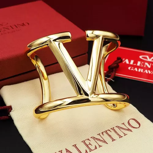 Cheap Valentino Bracelets #1337200 Replica Wholesale [$36.00 USD] [ITEM#1337200] on Replica Valentino Bracelets