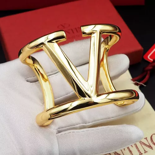 Cheap Valentino Bracelets #1337200 Replica Wholesale [$36.00 USD] [ITEM#1337200] on Replica Valentino Bracelets
