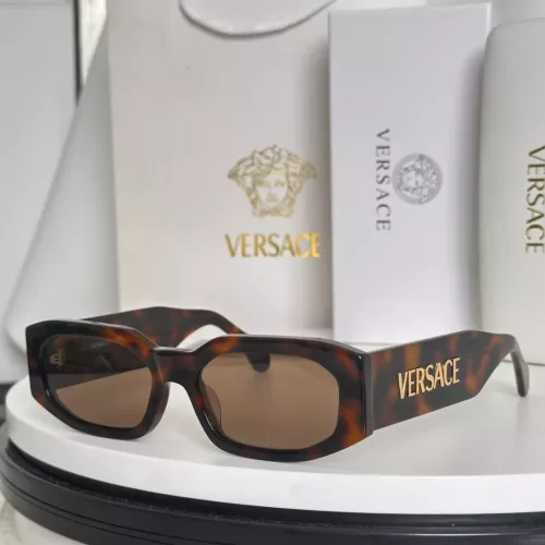 Cheap Versace AAA Quality Sunglasses #1337292 Replica Wholesale [$60.00 USD] [ITEM#1337292] on Replica Versace AAA Quality Sunglasses