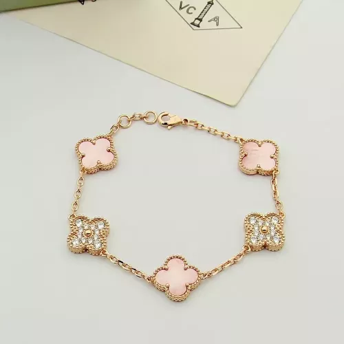 Van Cleef & Arpels Bracelets For Women #1337411