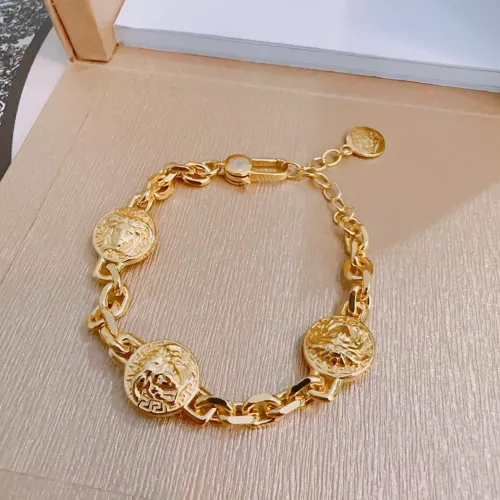 Versace Bracelets #1337464
