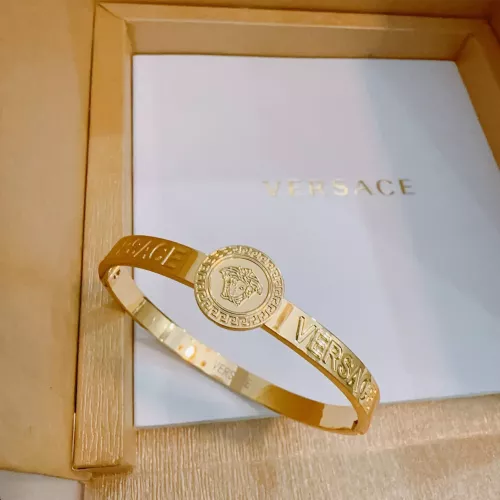 Versace Bracelets #1337467