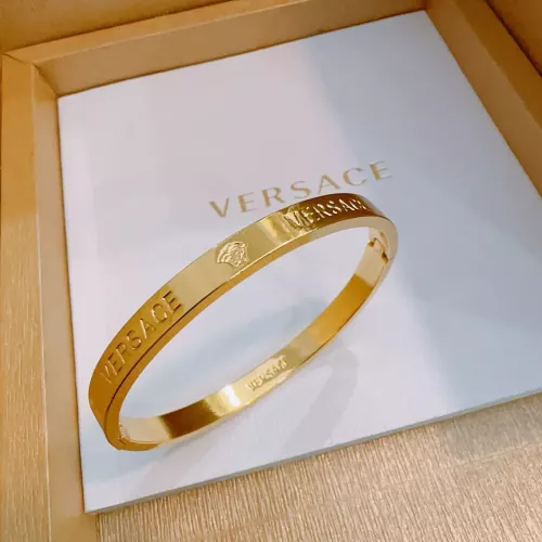 Versace Bracelets #1337473
