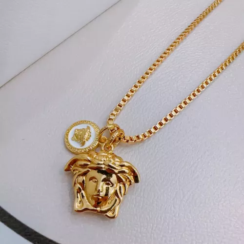 Cheap Versace Necklaces #1337497 Replica Wholesale [$45.00 USD] [ITEM#1337497] on Replica Versace Necklaces