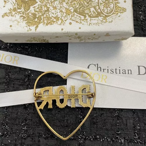 Cheap Christian Dior Brooches For Women #1337536 Replica Wholesale [$29.00 USD] [ITEM#1337536] on Replica Christian Dior Brooches