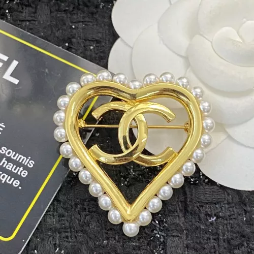 Cheap Chanel Brooches For Women #1337544 Replica Wholesale [$32.00 USD] [ITEM#1337544] on Replica Chanel Brooches