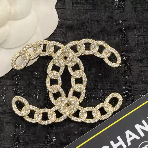 Chanel Brooches For Women #1337569