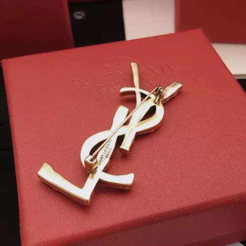 Cheap Yves Saint Laurent Brooches For Women #1337621 Replica Wholesale [$34.00 USD] [ITEM#1337621] on Replica Yves Saint Laurent Brooches