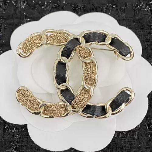 Chanel Brooches For Women #1337628