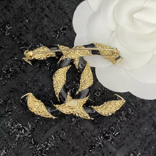 Cheap Chanel Brooches For Women #1337629 Replica Wholesale [$38.00 USD] [ITEM#1337629] on Replica Chanel Brooches