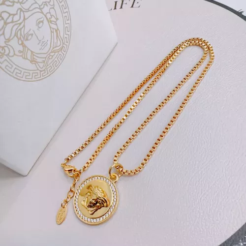 Cheap Versace Necklaces #1337655 Replica Wholesale [$42.00 USD] [ITEM#1337655] on Replica Versace Necklaces