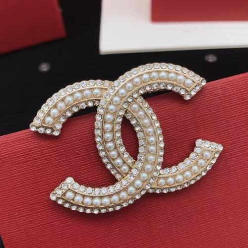 Chanel Brooches For Women #1337690