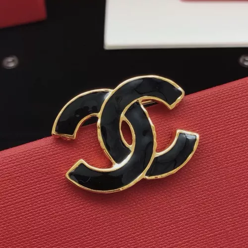 Chanel Brooches For Women #1337691