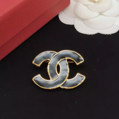 Cheap Chanel Brooches For Women #1337691 Replica Wholesale [$27.00 USD] [ITEM#1337691] on Replica Chanel Brooches
