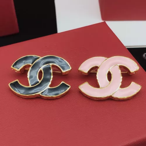 Cheap Chanel Brooches For Women #1337692 Replica Wholesale [$27.00 USD] [ITEM#1337692] on Replica Chanel Brooches