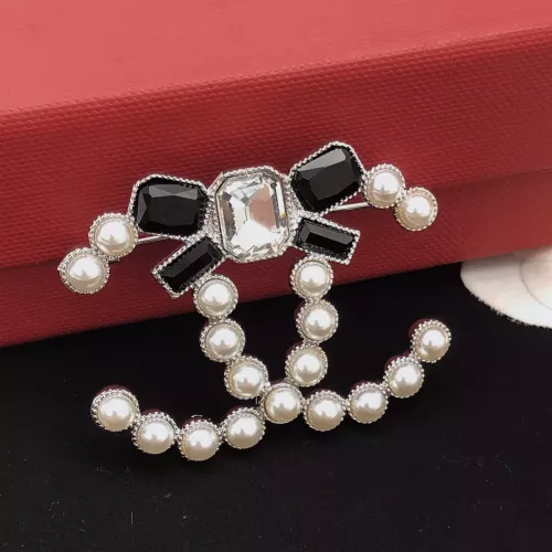 Cheap Chanel Brooches For Women #1337693 Replica Wholesale [$27.00 USD] [ITEM#1337693] on Replica Chanel Brooches