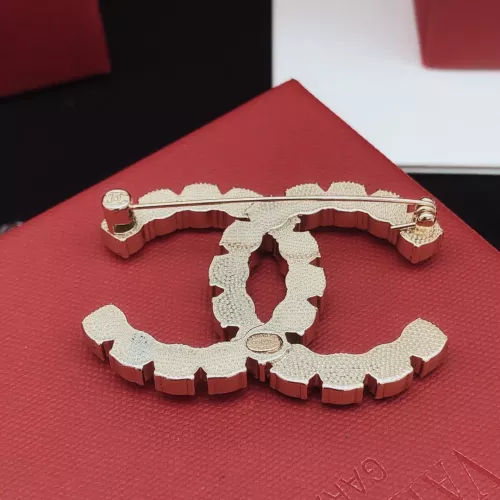 Cheap Chanel Brooches For Women #1337697 Replica Wholesale [$29.00 USD] [ITEM#1337697] on Replica Chanel Brooches