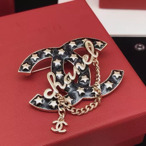 Cheap Chanel Brooches For Women #1337698 Replica Wholesale [$29.00 USD] [ITEM#1337698] on Replica Chanel Brooches