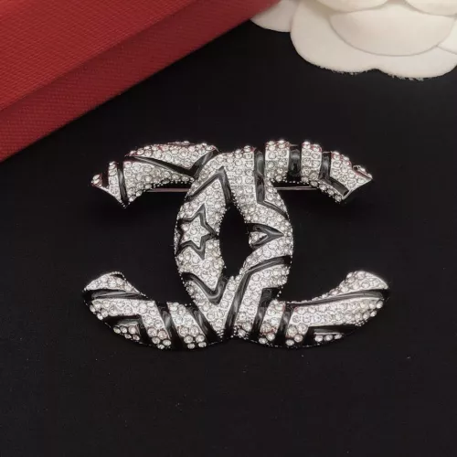 Cheap Chanel Brooches For Women #1337705 Replica Wholesale [$32.00 USD] [ITEM#1337705] on Replica Chanel Brooches