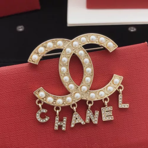 Chanel Brooches For Women #1337707